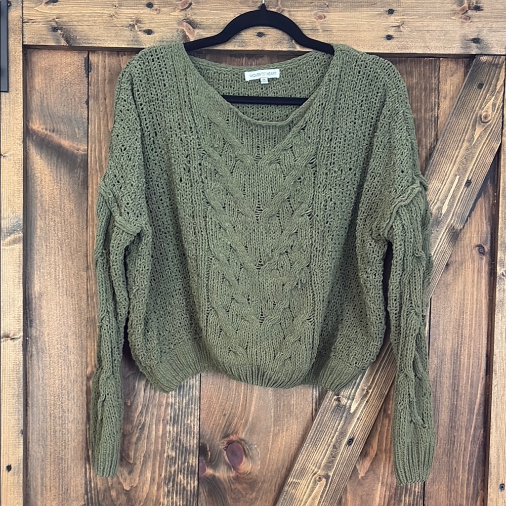 Woven Heart Green V-Neck Sweater with Cable Knit